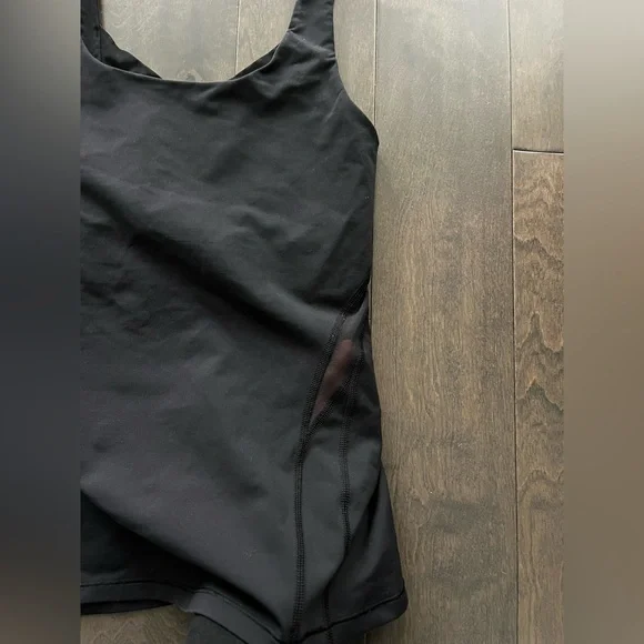 Lululemon Rise and Flow Tank - Picture 9 of 11